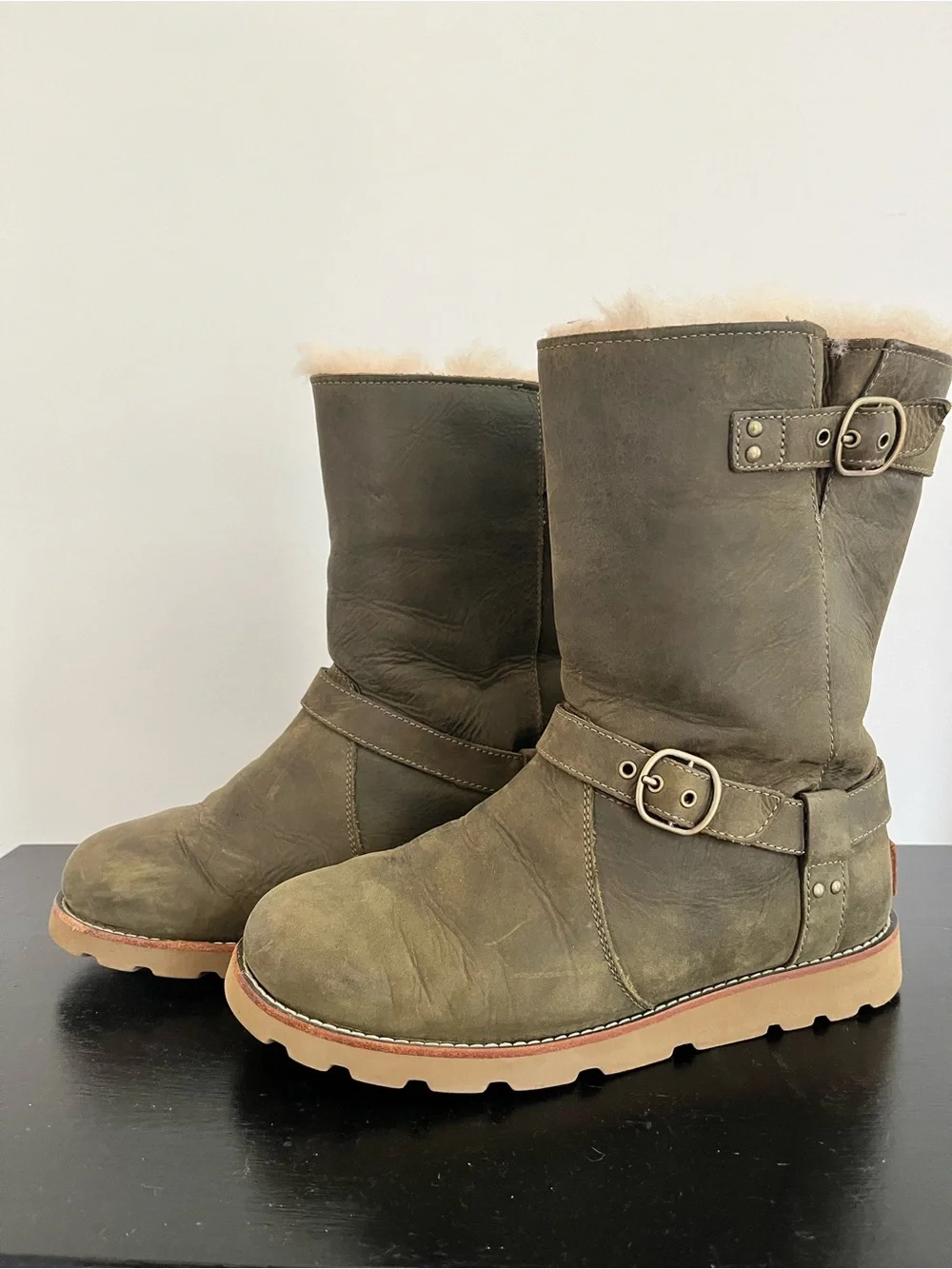UGG Authentic Sheepskin Leather Boots Olive Green Women’s US 7